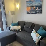 Apartment Cc8 Vi By Zanis *
